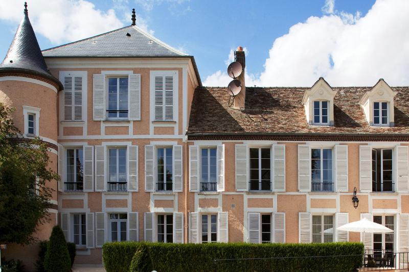 Hôtel Saint-Laurent, The Originals Relais - Genel