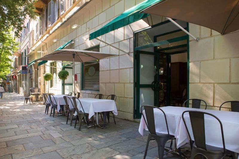 Hôtel Les Voyageurs,Bastia - Teras