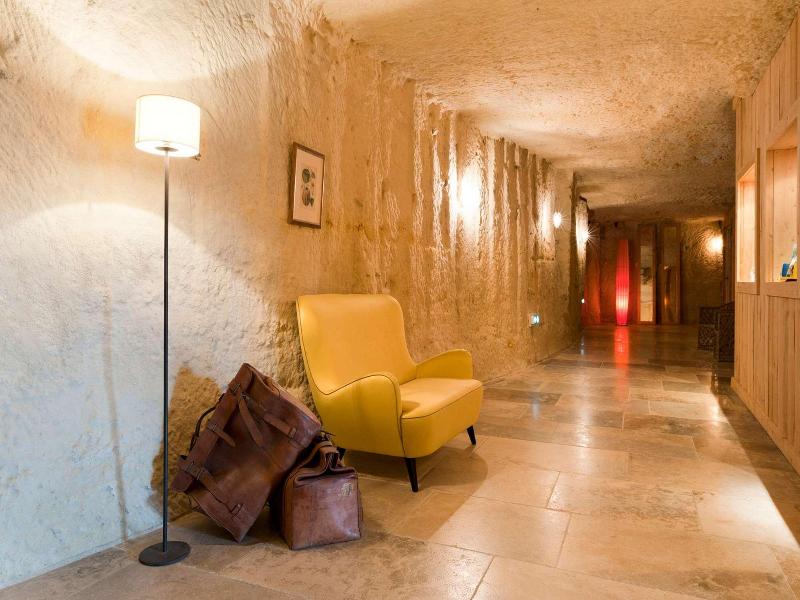Château de Perreux, The Originals Collection - Lobi