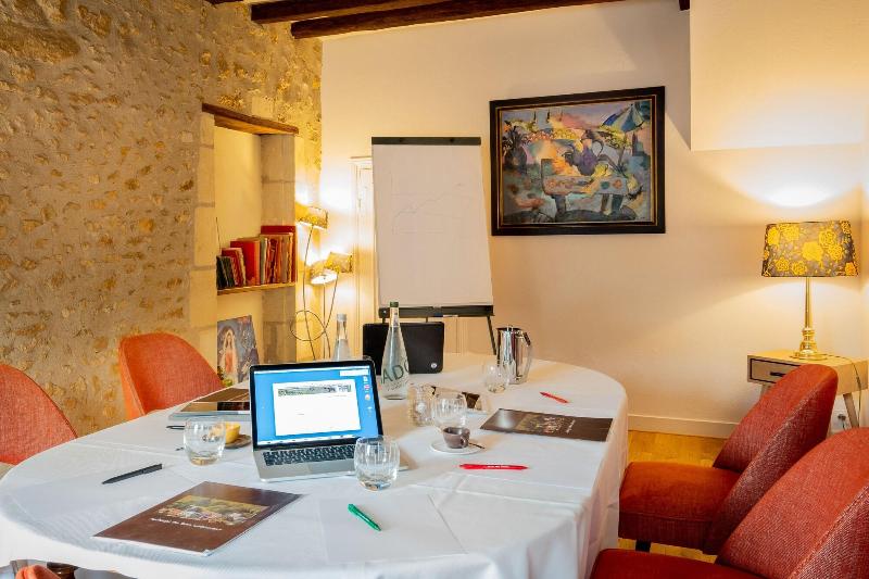 Auberge du Bon Laboureur Chenonceaux - Toplantı