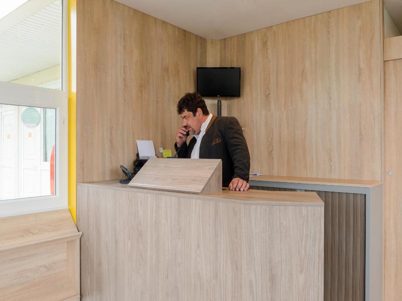 The Originals Access, Hôtel Aurillac Aéroport - Lobi