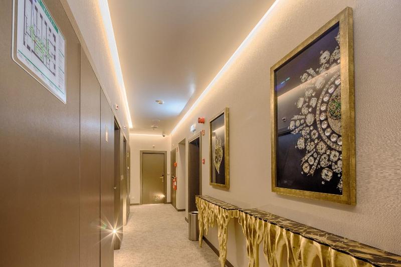 Meraprime Gold Design Hotel - Lobi