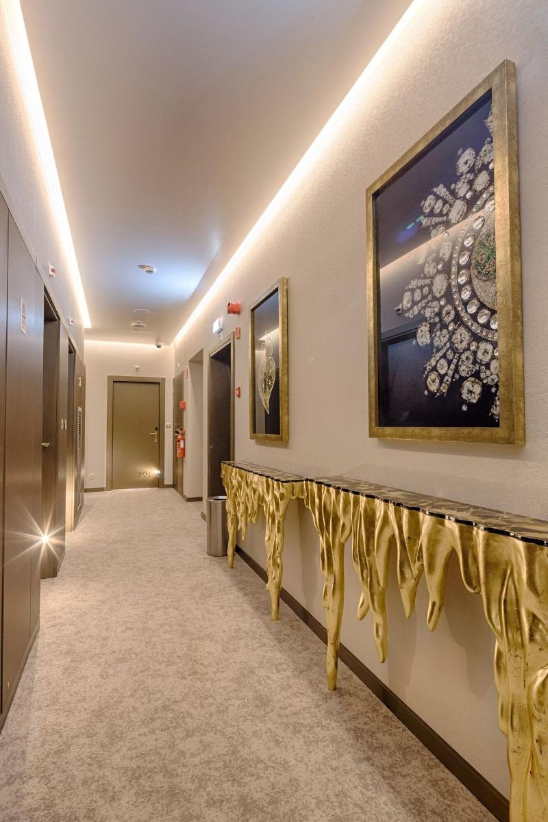 Meraprime Gold Design Hotel - Lobi