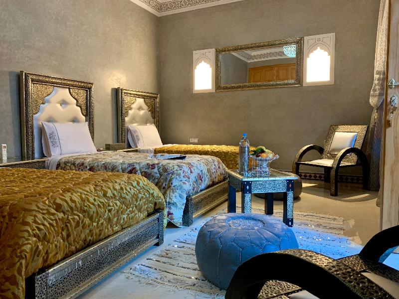 Riad Miral - Oda