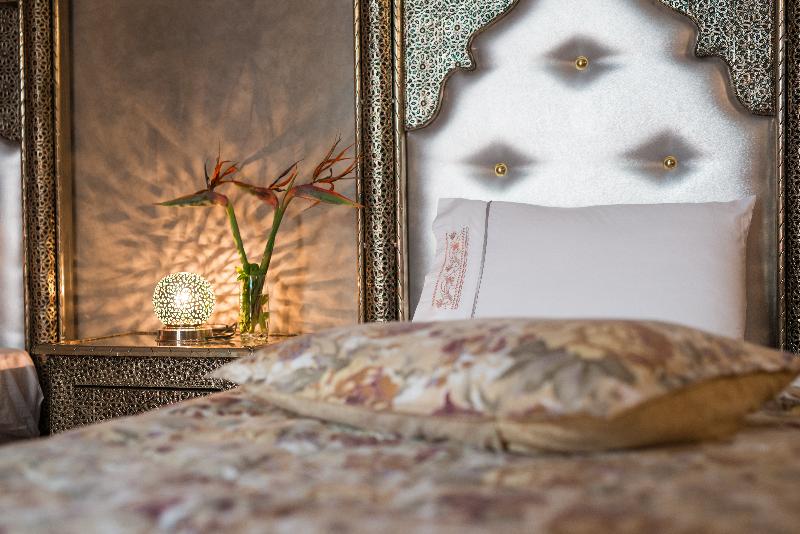 Riad Miral - Oda