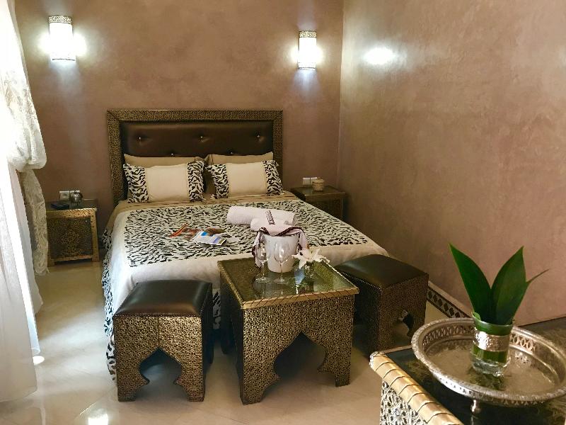 Riad Miral - Oda