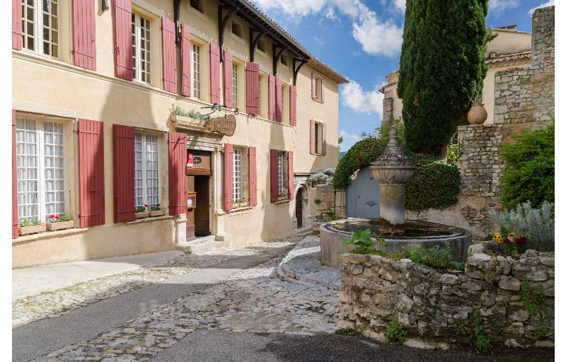 Hostellerie Le Beffroi, The Originals Relais - Genel