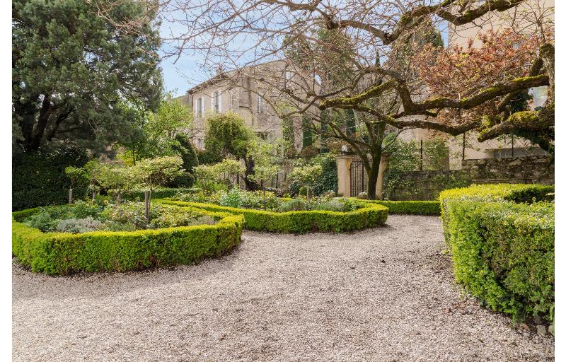 Hostellerie Le Beffroi, The Originals Relais - Genel