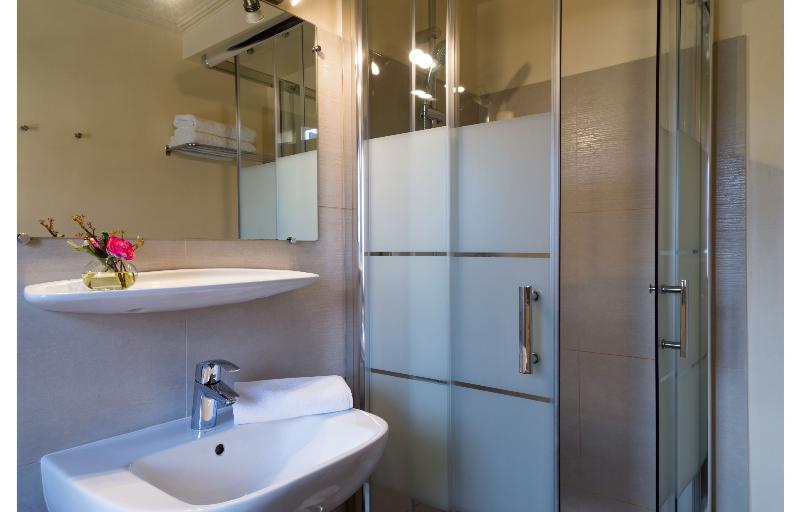 Hostellerie Le Beffroi, The Originals Relais - Oda