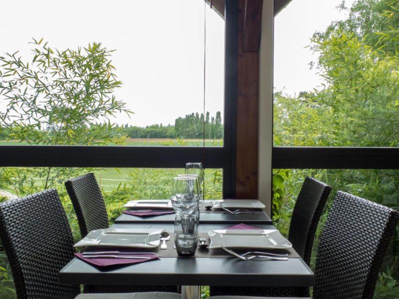 Logis Hotel la Vieille Ferme - Genel