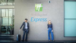 Holiday Inn Express Bangkok Soi Soonvijai fotoÄŸrafÄ±