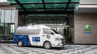 Holiday Inn Express Bangkok Soi Soonvijai fotoÄŸrafÄ±