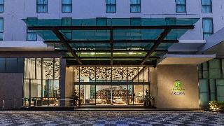 Holiday Inn Express Bangkok Soi Soonvijai fotoÄŸrafÄ±