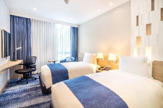 Holiday Inn Express Bangkok Soi Soonvijai fotoÄŸrafÄ±