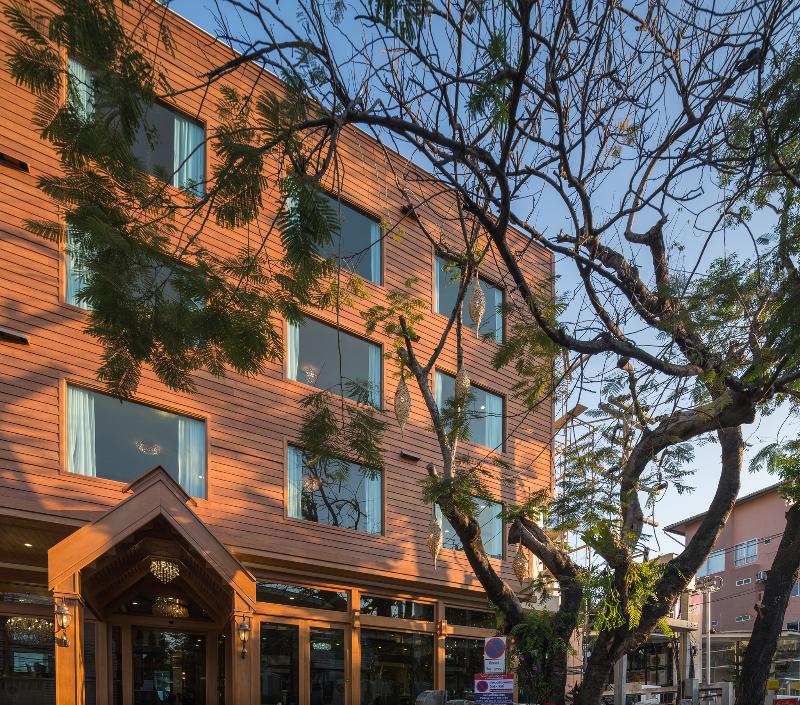 Peak Nimman Prestige Hotel - Genel