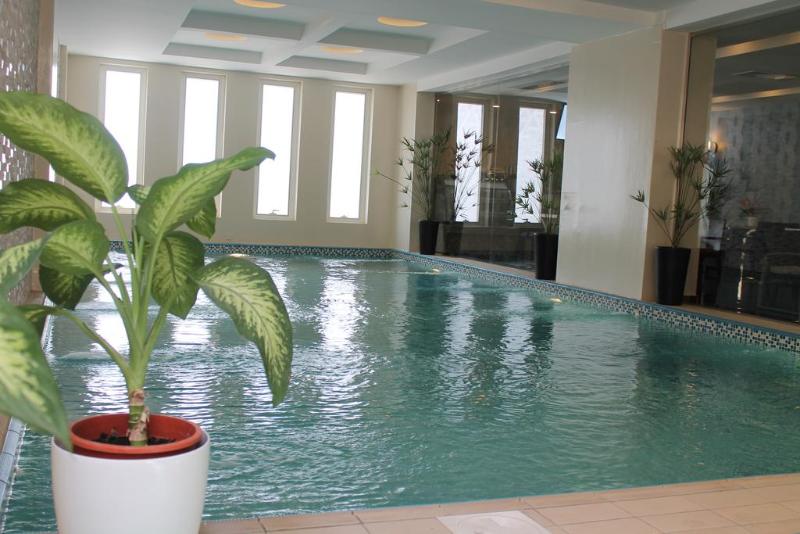 Velvet Hotel Jeddah - Havuz