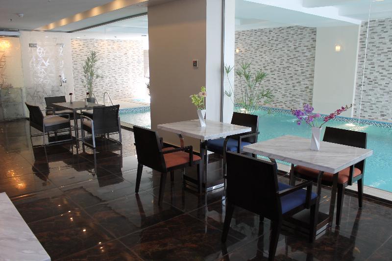 Velvet Hotel Jeddah - Havuz