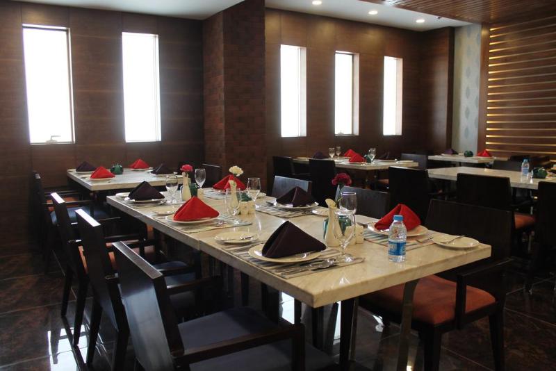Velvet Hotel Jeddah - Restoran