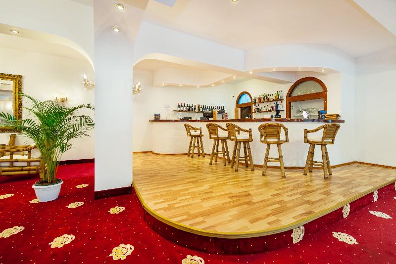 Aurelius Imparatul Romanilor - Bar