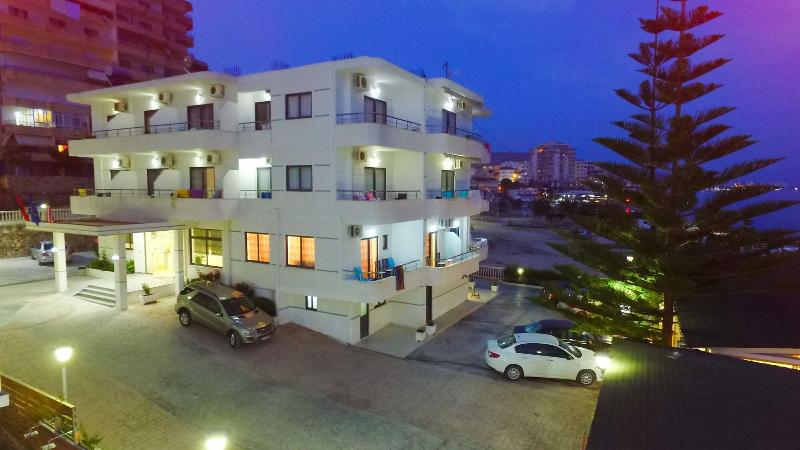 Hotel Joni Kompleks - Genel
