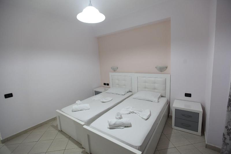 Hotel Joni Kompleks - Oda
