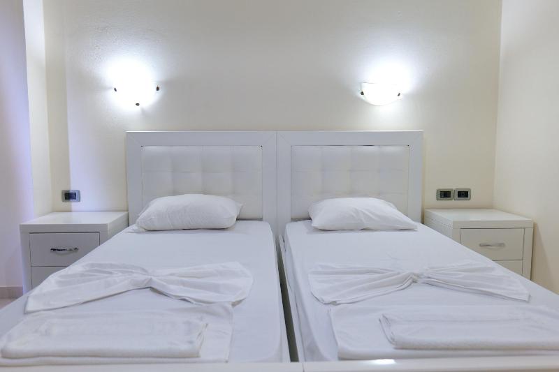 Hotel Joni Kompleks - Oda