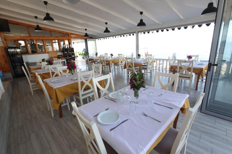 Hotel Joni Kompleks - Restoran