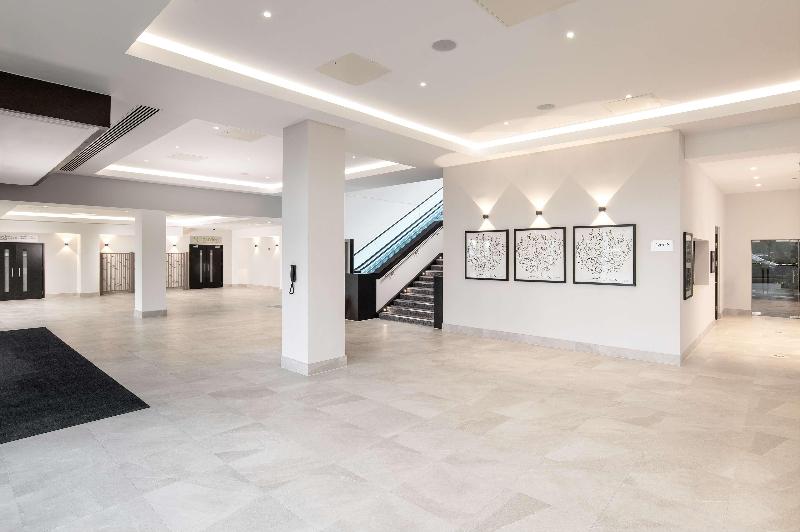 Hilton London Gatwick Airport - Lobi