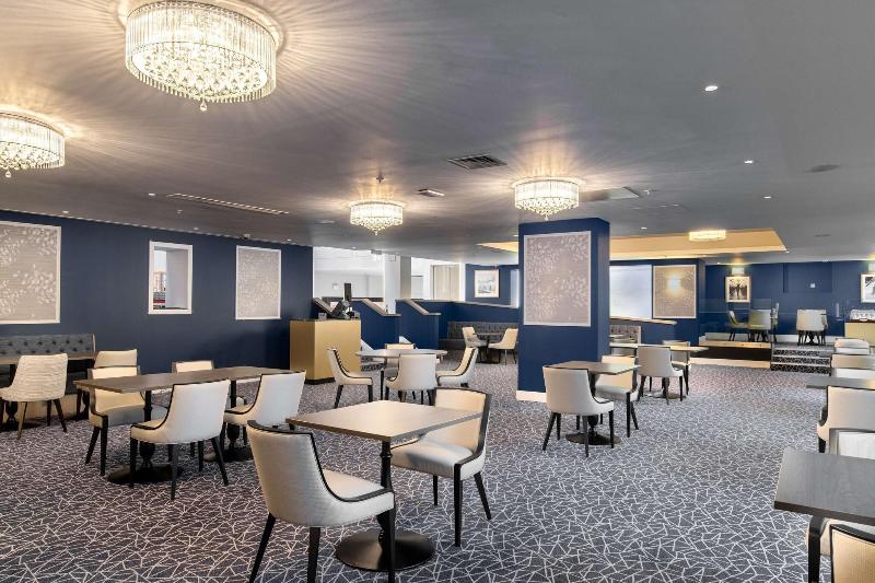 Hilton London Gatwick Airport - Restoran