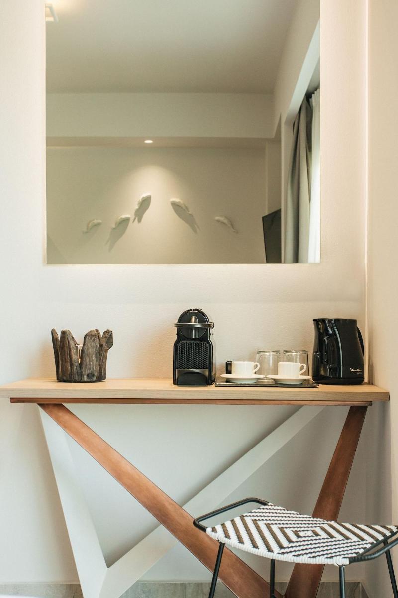 Blue Carpet Luxury Suites - Oda