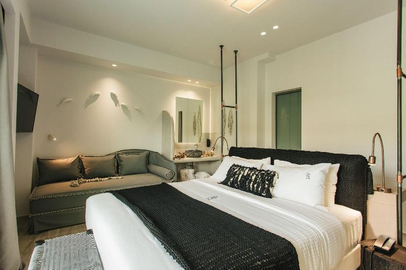 Blue Carpet Luxury Suites - Oda