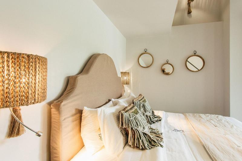 Blue Carpet Luxury Suites - Oda