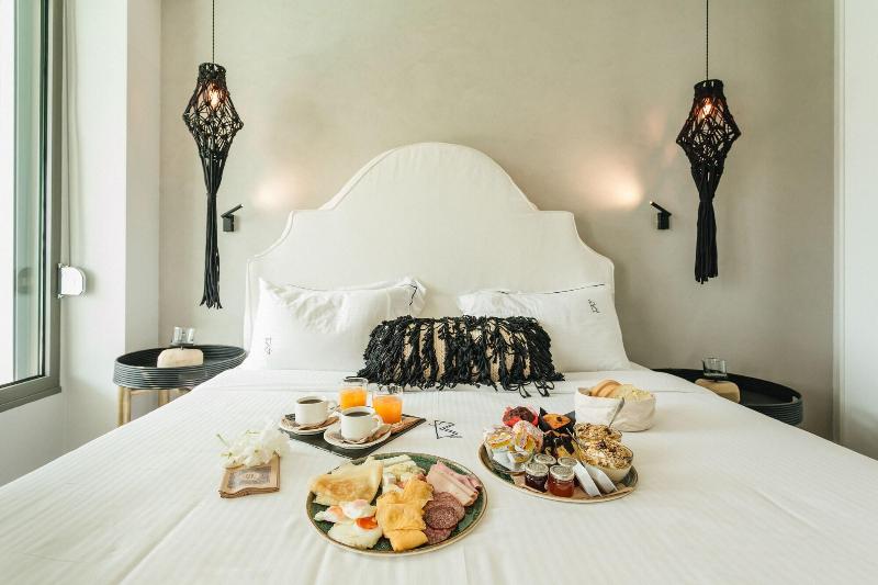 Blue Carpet Luxury Suites - Oda