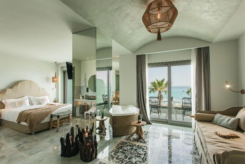Blue Carpet Luxury Suites - Oda