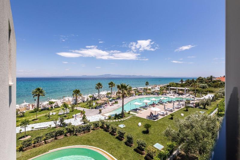 Blue Carpet Luxury Suites - Oda