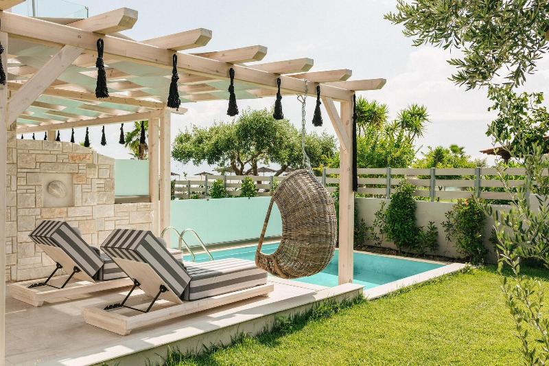 Blue Carpet Luxury Suites - Oda