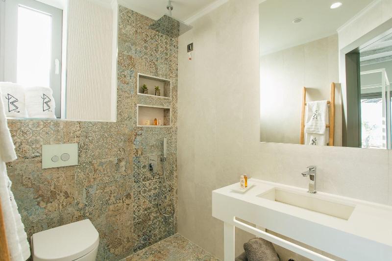 Blue Carpet Luxury Suites - Oda