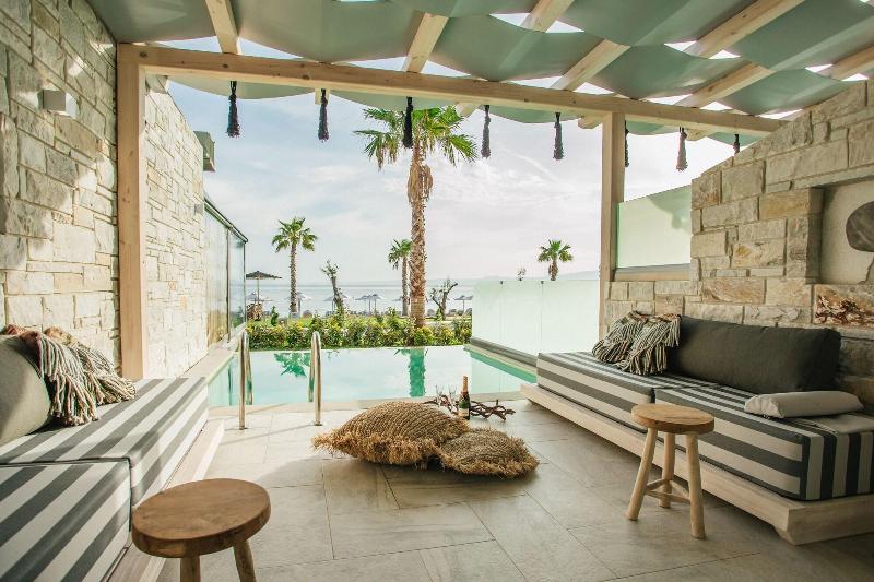 Blue Carpet Luxury Suites - Oda