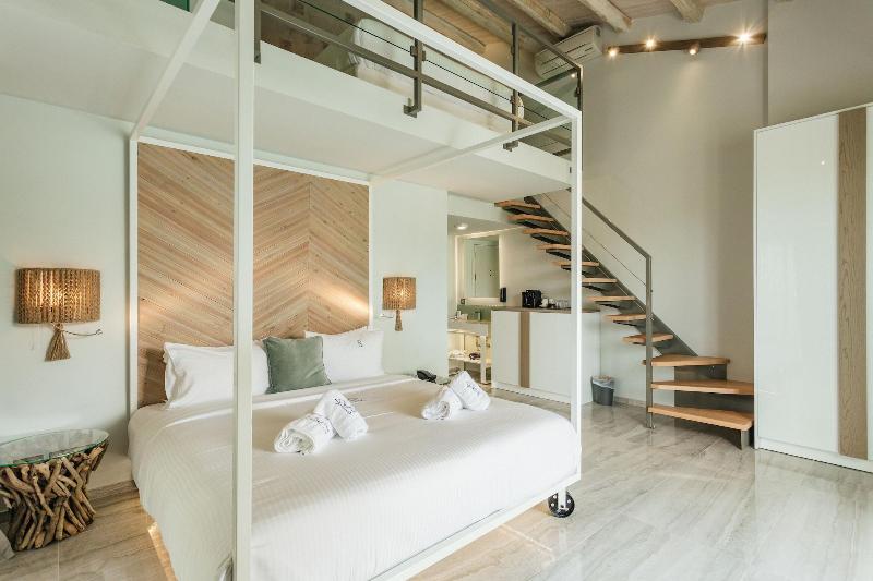 Blue Carpet Luxury Suites - Oda