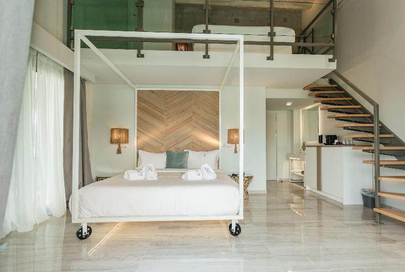Blue Carpet Luxury Suites - Oda