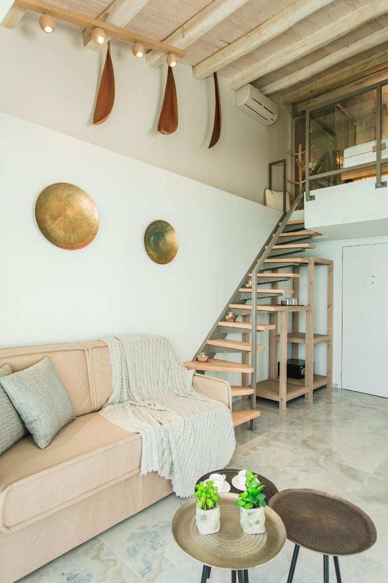Blue Carpet Luxury Suites - Oda