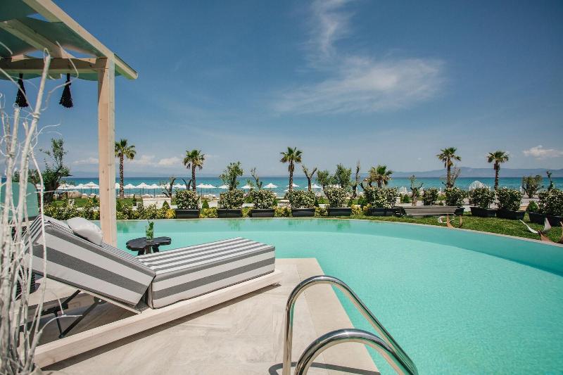 Blue Carpet Luxury Suites - Plaj