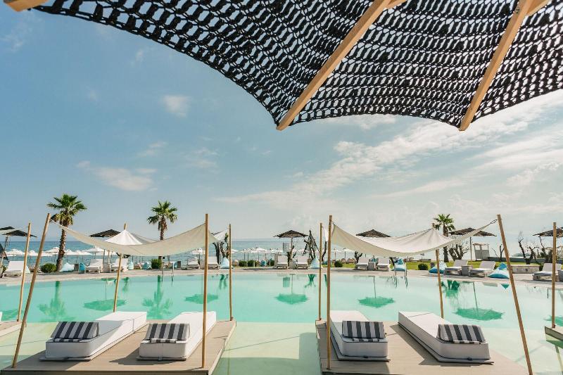 Blue Carpet Luxury Suites - Plaj