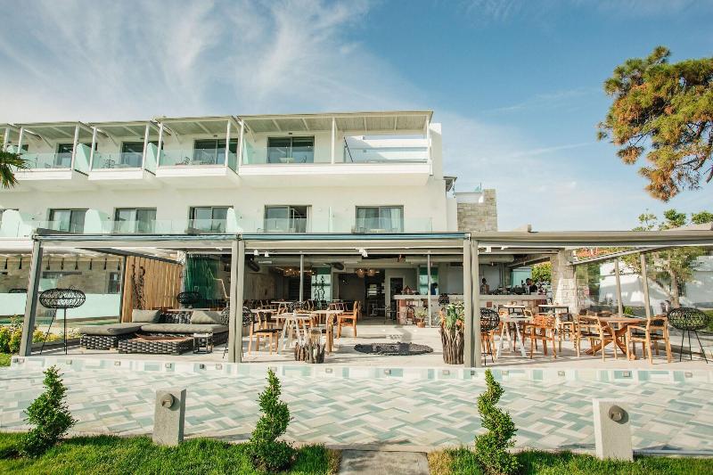 Blue Carpet Luxury Suites - Restoran