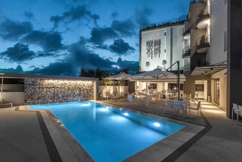Garden City Resort - Havuz