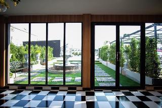 The O-Zone Airport Inn fotoÄŸrafÄ±