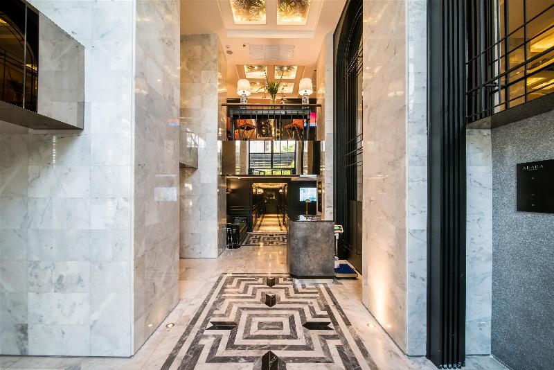 Akara Hotel Bangkok - Lobi
