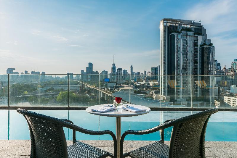 Akara Hotel Bangkok - Havuz