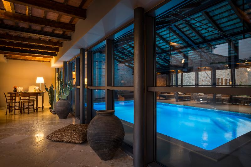 Meneghetti Wine Hotel & Winery - Havuz