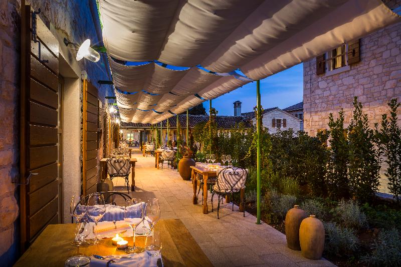 Meneghetti Wine Hotel & Winery - Teras